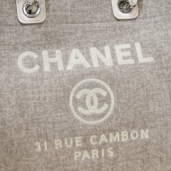 シャネルバッグ素材ディテール